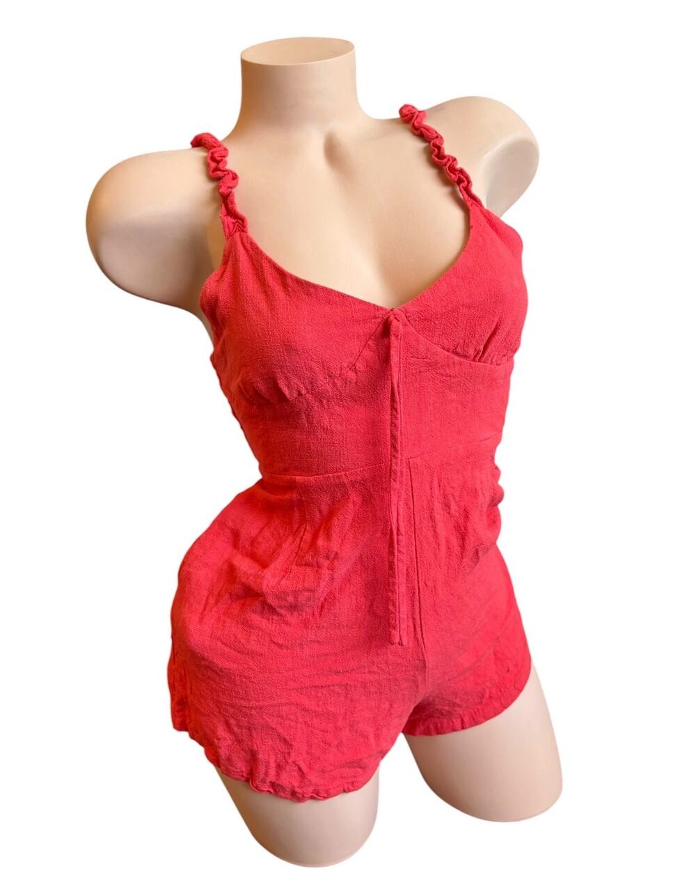 Boho Red Jumpsuit Romper Tie-Front Ruffle V-Neck & smocked back cami Playsuit M